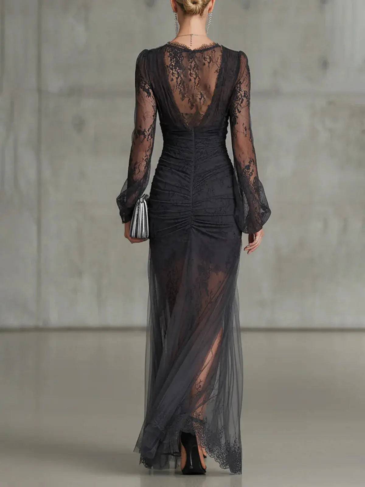 Vestido Largo Gris de Encaje con Abertura