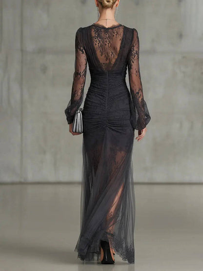 Vestido Largo Gris de Encaje con Abertura