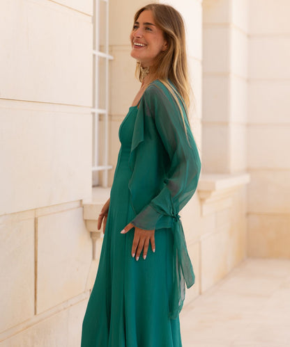 Blusa capa seda verde esmeralda
