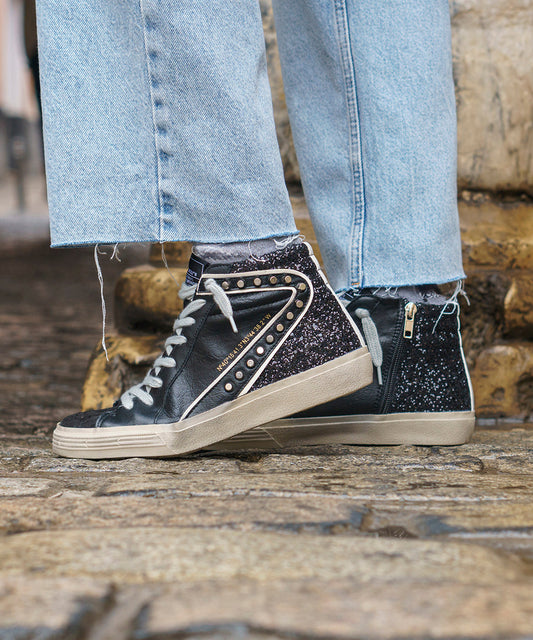 Bota deportiva Black