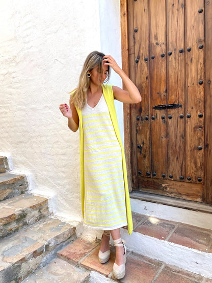 Vestido punto fluido li­nea fina