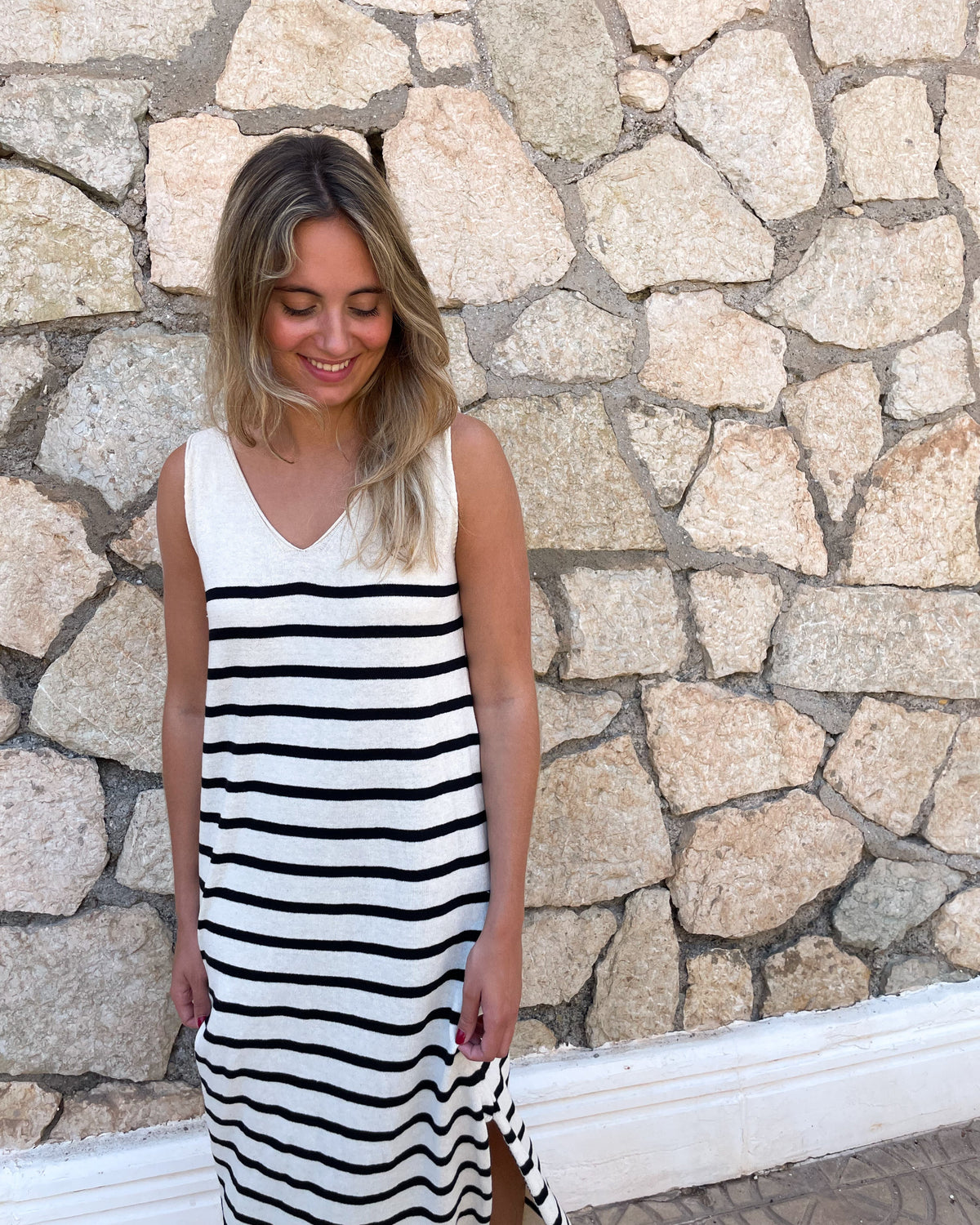 Vestido punto fluido li­nea fina