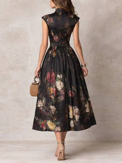 Vestido Midi de Satén Negro Plisado