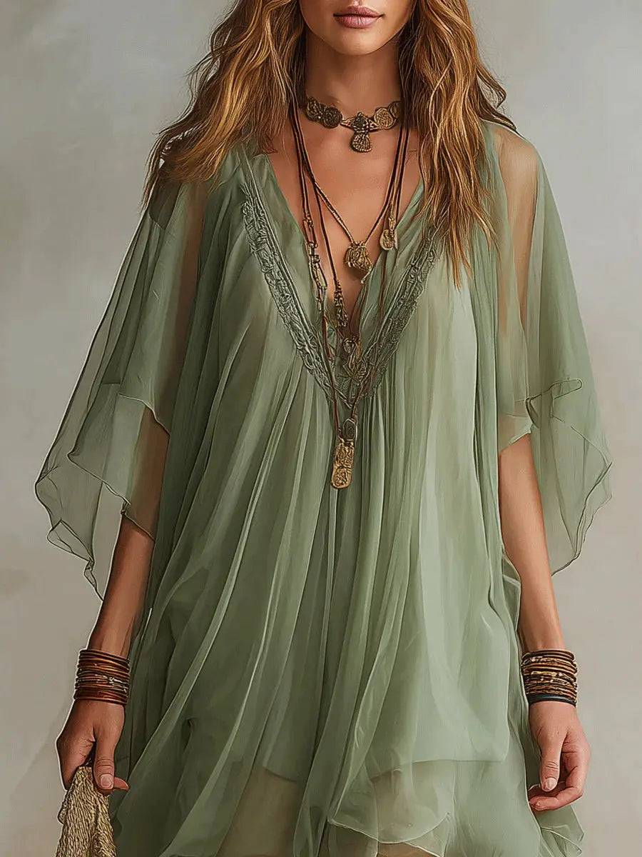 Vestido Corto Vaporoso Verde Escote V