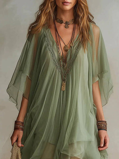 Vestido Corto Vaporoso Verde Escote V