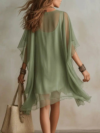 Vestido Corto Vaporoso Verde Escote V