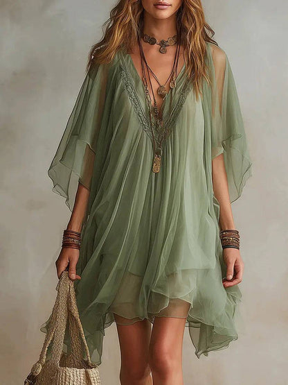 Vestido Corto Vaporoso Verde Escote V